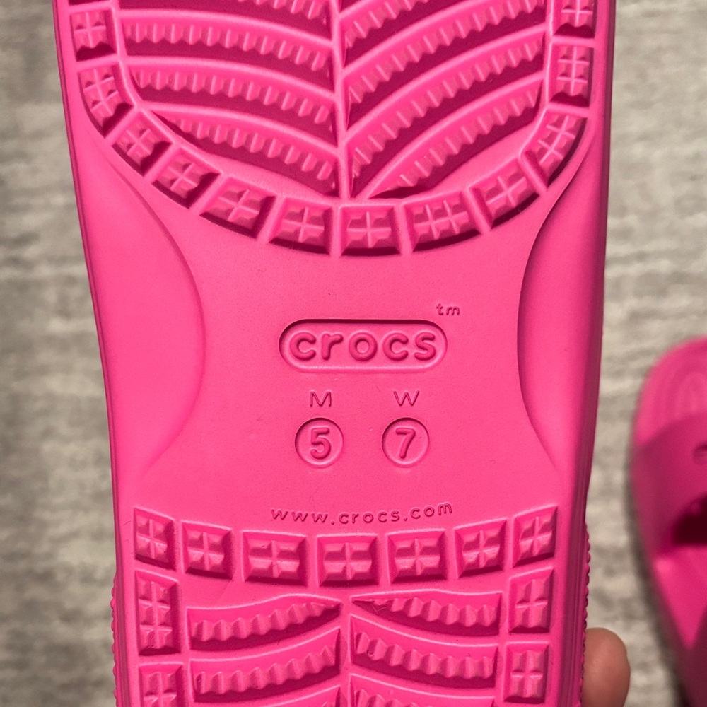 CROCS Vibrant Pink Slide Sandals size 7 - Picture 3 of 4